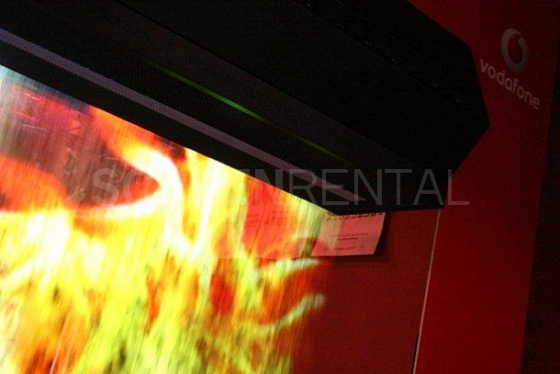 FogScreen: Vodafone - FogScreen hoří v kině