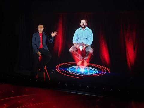 První Holografický 5G video hovor, Vodafone