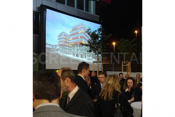 Airscreen: Smichov Gate