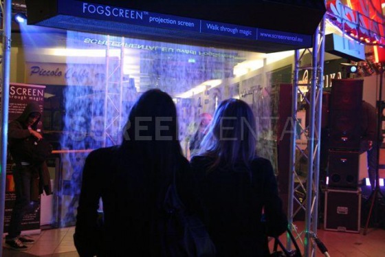 FogScreen: Noc reklamožroutů, Bratislava