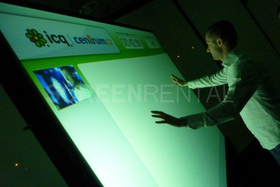 Touchscreen: ICQ 7 launch