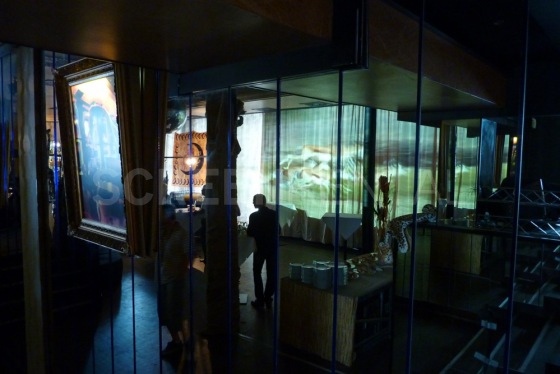 Světelné dekorace v duchu Afriky na akci Continentalu