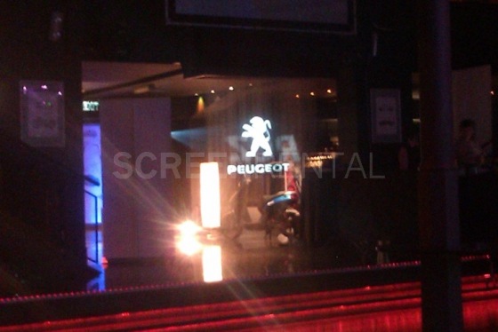 FogScreen v SaSaZu, Praha